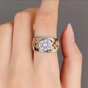 Elegant Gold and Silver Women's Ring